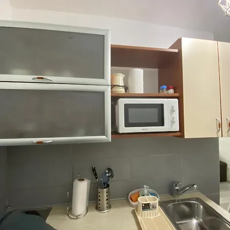 Sandra Apartment *